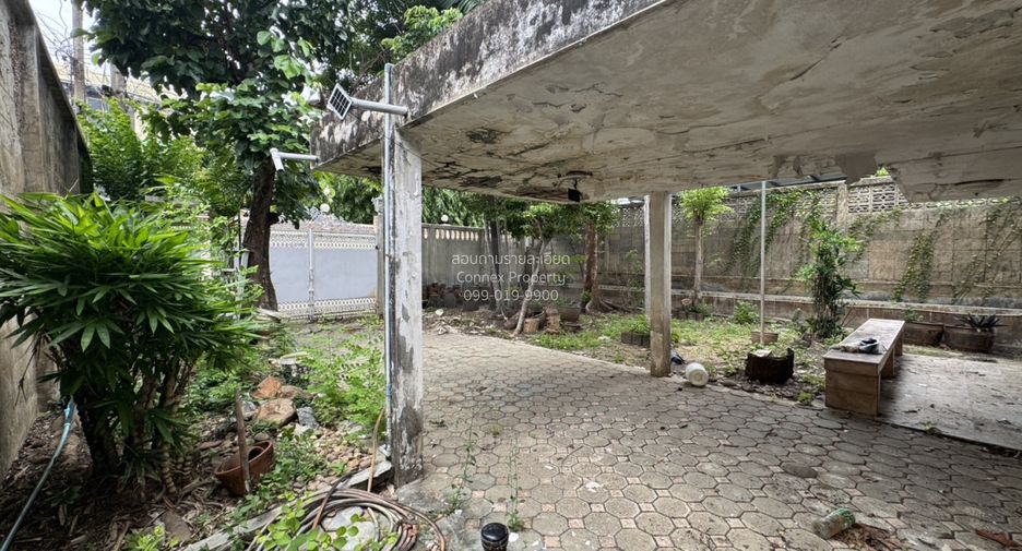 For sale 1 bed house in Taling Chan, Bangkok