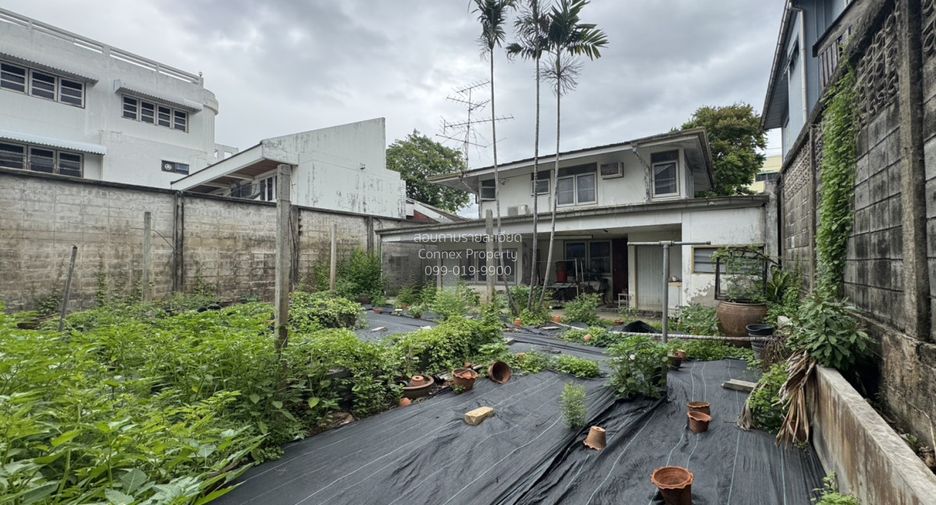 For sale 1 bed house in Taling Chan, Bangkok