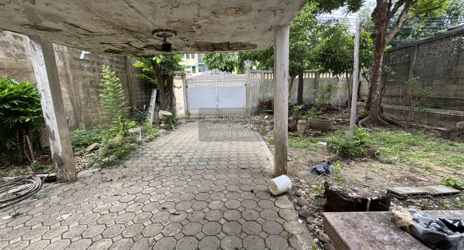 For sale 1 bed house in Taling Chan, Bangkok
