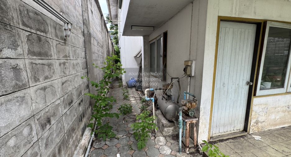 For sale 1 bed house in Taling Chan, Bangkok