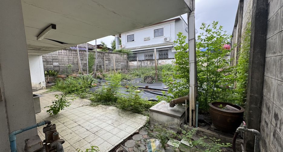 For sale 1 bed house in Taling Chan, Bangkok