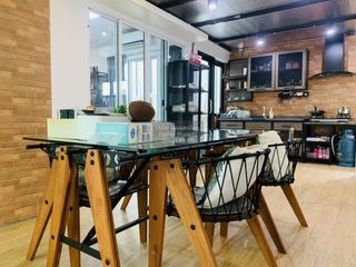 Haus zum Kauf mit 3 Zimmer in Bang Khun Thian, Bangkok