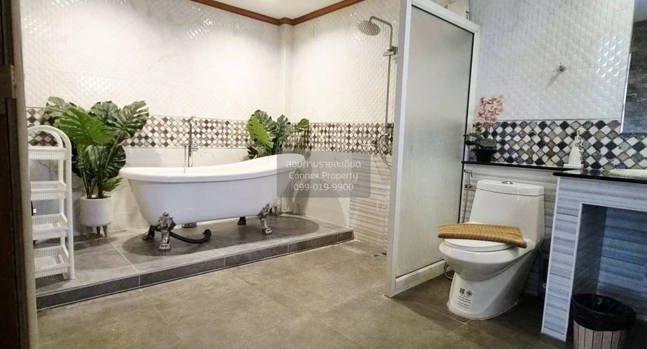 Casa en venta de 5 habitaciones en Huay Yai, Pattaya