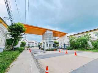 Reihenhaus zum Kauf mit 3 Zimmer in Bang Khen, Bangkok