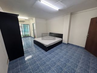 出售 1 卧室 公寓 在 Bang Khae, 曼谷