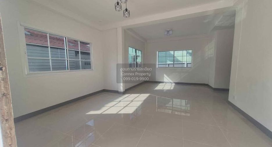 Casa en venta de 4 habitaciones en Lam Luk Ka, Pathum Thani