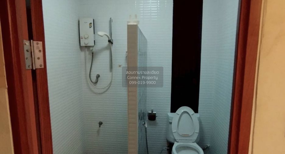Reihenhaus zum Kauf mit 3 Zimmer in Phutthamonthon, Nakhon Pathom