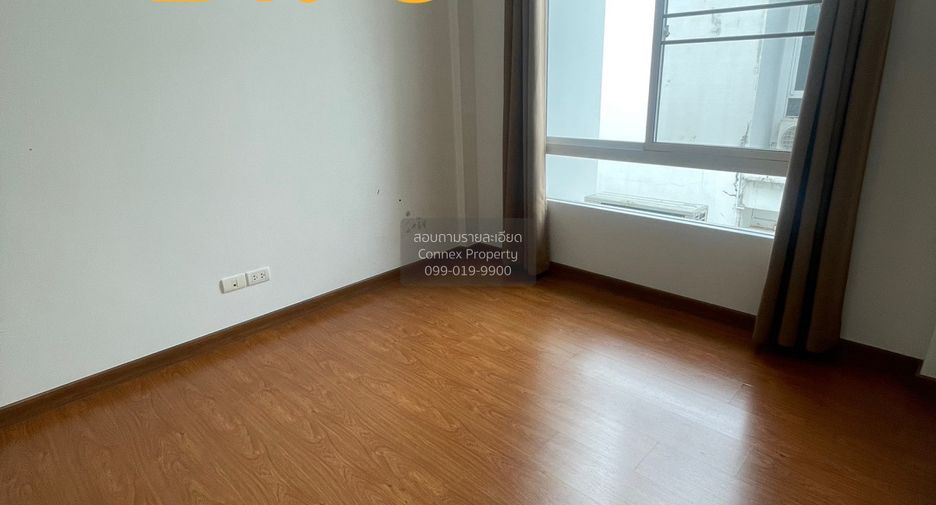 Casa adosada en venta de 3 habitaciones en Chom Thong, Bangkok