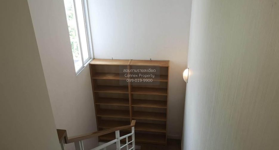 Casa adosada en venta de 3 habitaciones en Chom Thong, Bangkok