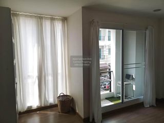 Casa adosada en venta de 3 habitaciones en Chom Thong, Bangkok