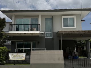 Haus zum Kauf mit 3 Zimmer in Bang Khun Thian, Bangkok