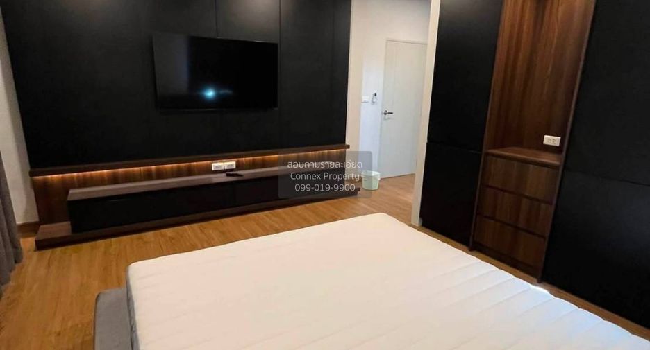 Casa en venta de 4 habitaciones en Bang Phli, Samut Prakan