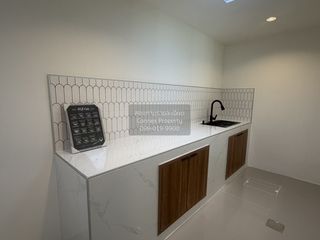 For sale 3 bedrooms townhouse in Lam Luk Ka, Pathum Thani