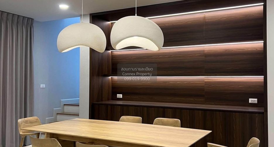 For sale 4 ベッドルーム house in Bang Phli, Samut Prakan