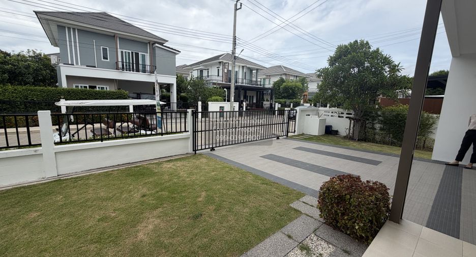 Haus zum Kauf mit 4 Zimmer in Bang Khun Thian, Bangkok