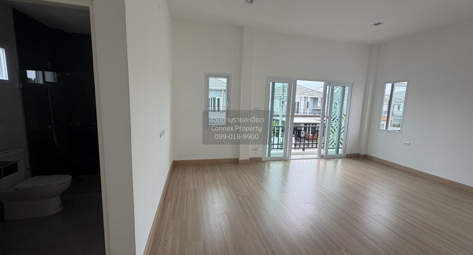 Haus zum Kauf mit 4 Zimmer in Bang Khun Thian, Bangkok