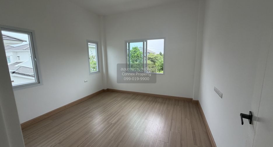 Haus zum Kauf mit 4 Zimmer in Bang Khun Thian, Bangkok