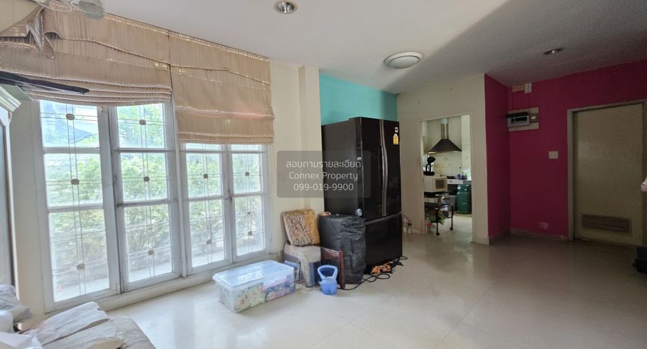 Haus zum Kauf mit 3 Zimmer in Thawi Watthana, Bangkok