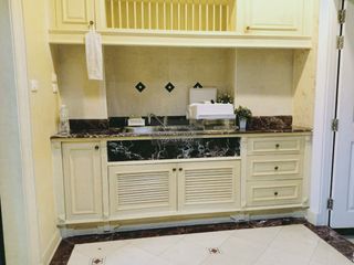 For sale 5 bedrooms townhouse in Chatuchak, Bangkok