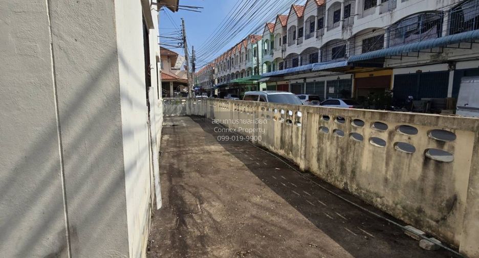 Casa en venta de 4 habitaciones en Nong Khaem, Bangkok