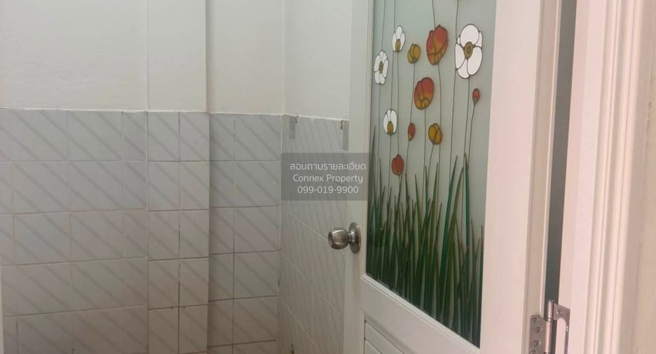 For sale 2 bedrooms townhouse in Nong Chok, Bangkok