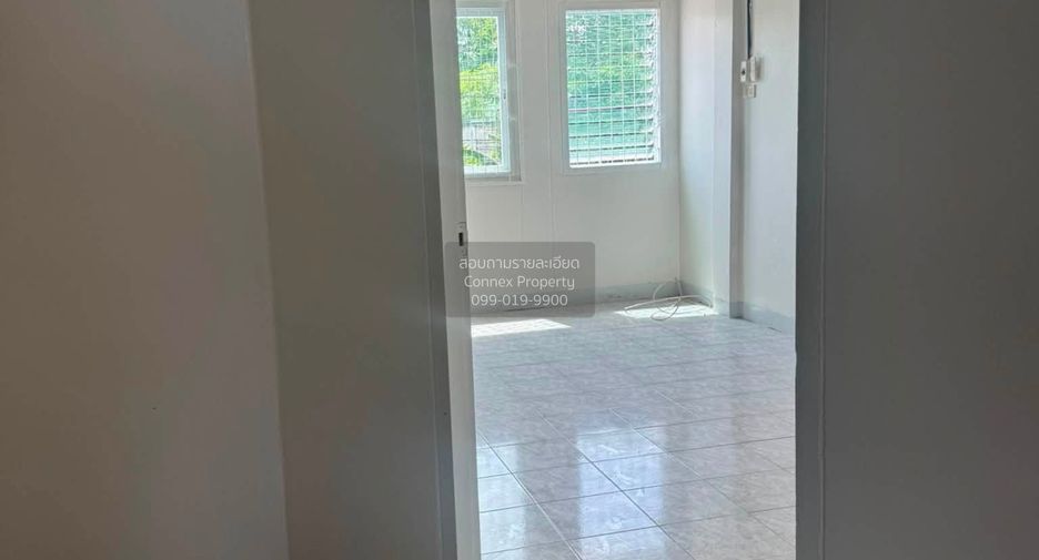 For sale 2 bedrooms townhouse in Nong Chok, Bangkok