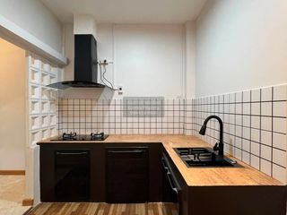 Casa adosada en venta de 4 habitaciones en Bang Bon, Bangkok