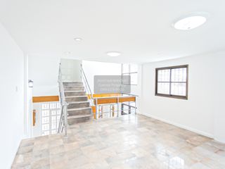 Casa adosada en venta de 3 habitaciones en Lat Phrao, Bangkok