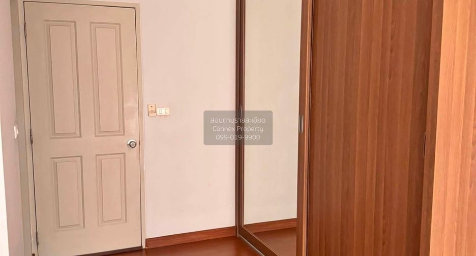 For sale 3 bedrooms townhouse in Chatuchak, Bangkok