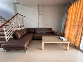 For sale 3 bedrooms townhouse in Chatuchak, Bangkok