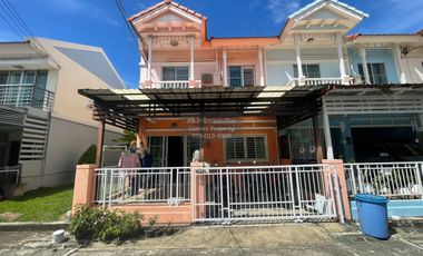 Reihenhaus zum Kauf mit 3 Zimmer in Pak Kret, Nonthaburi