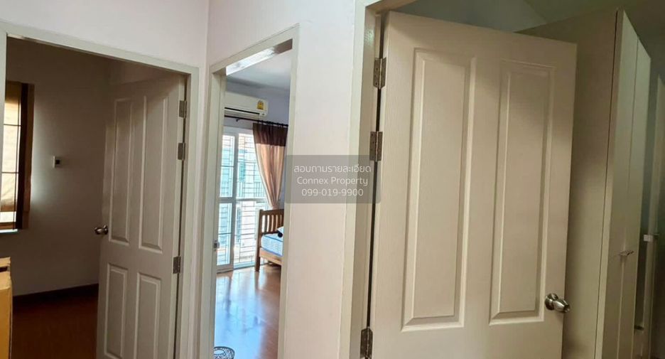 Casa adosada en venta de 3 habitaciones en Pak Kret, Nonthaburi