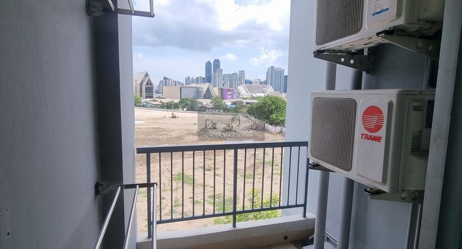 For sale 1 bed condo in Huai Khwang, Bangkok