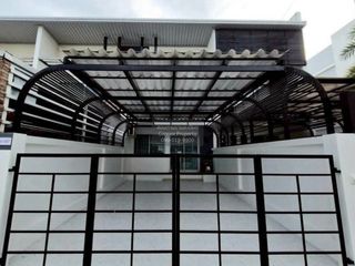 For sale 2 bedrooms townhouse in Bang Lamung, Chonburi
