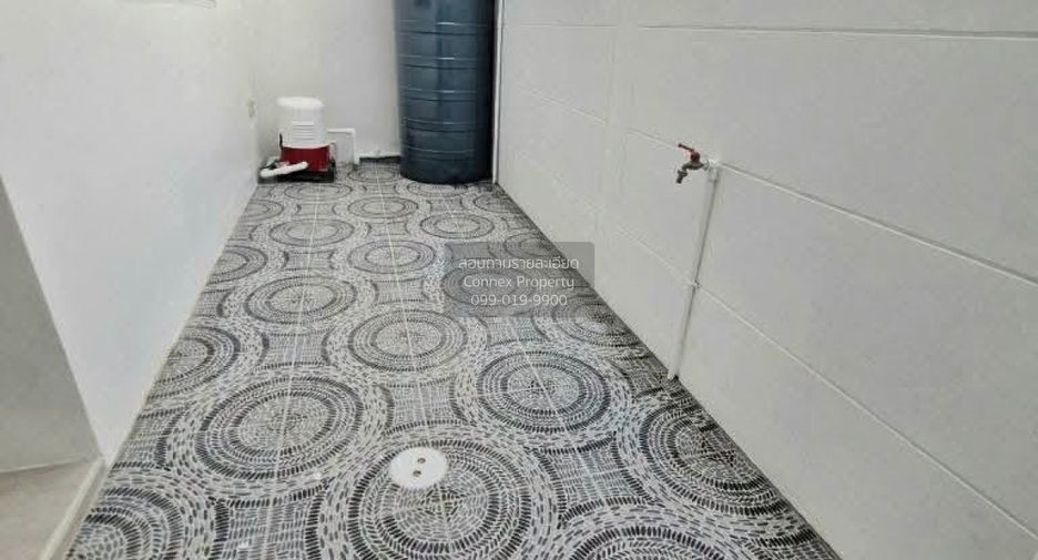 For sale 2 bedrooms townhouse in Bang Lamung, Chonburi