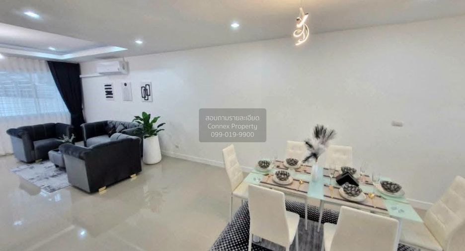 For sale 2 bedrooms townhouse in Bang Lamung, Chonburi
