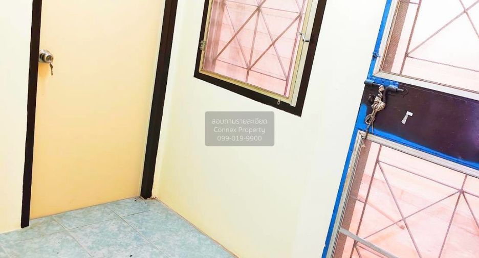 Casa adosada en venta de 2 habitaciones en Mueang Pathum Thani, Pathum Thani