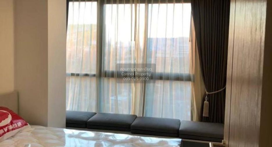 For sale 2 bedrooms condo in Khlong Toei, Bangkok