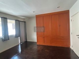 出售 4 卧室 独立屋 在 Huai Khwang, 曼谷