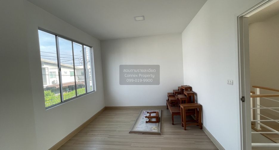 Casa adosada en venta de 3 habitaciones en Bang Kruai, Nonthaburi
