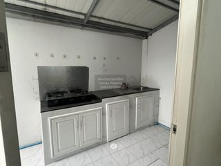Casa adosada en venta de 3 habitaciones en Bang Yai, Nonthaburi