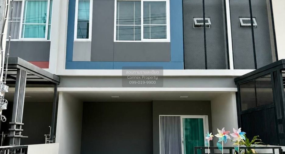 Casa adosada en venta de 3 habitaciones en Bang Yai, Nonthaburi
