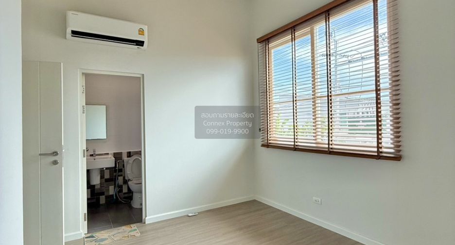 Casa adosada en venta de 3 habitaciones en Bang Yai, Nonthaburi