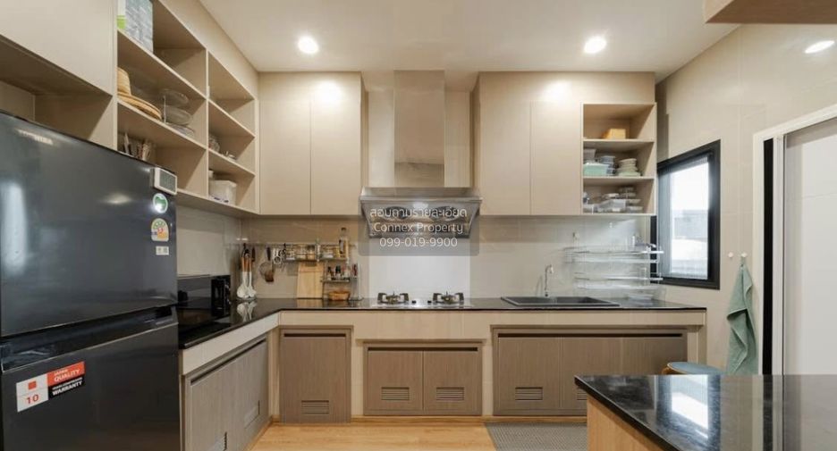 Casa en venta de 4 habitaciones en Lam Luk Ka, Pathum Thani