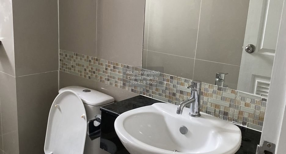 For sale 2 bedrooms condo in Bang Kapi, Bangkok