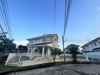 À vendre 5 chambres maison à Bang Khun Thian, Bangkok