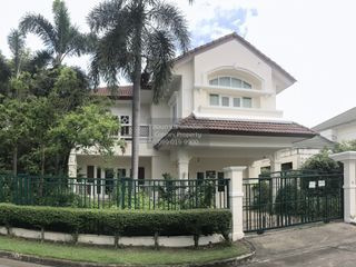 出售 4 卧室 独立屋 在 Mueang Nonthaburi, Nonthaburi