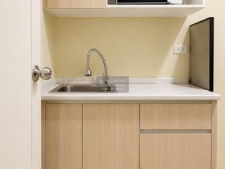 For sale 1 bed condo in Khlong Luang, Pathum Thani