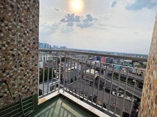 Wohnung zum Kauf mit 1 Zimmer in Bangkok Yai, Bangkok