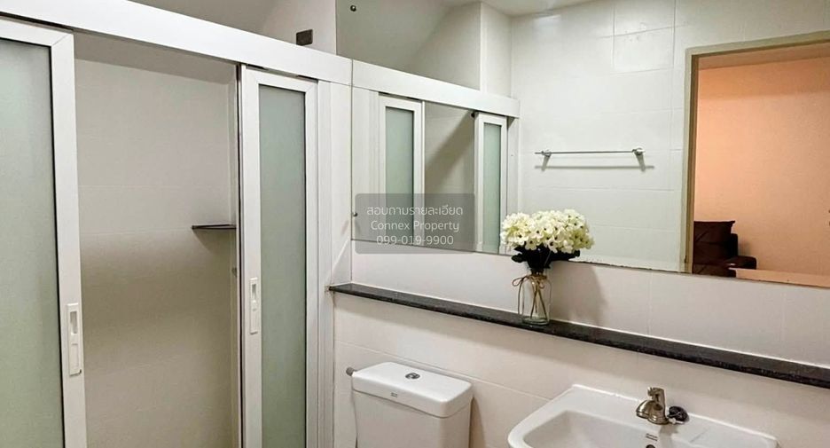 Casa adosada en venta de 3 habitaciones en Bang Yai, Nonthaburi